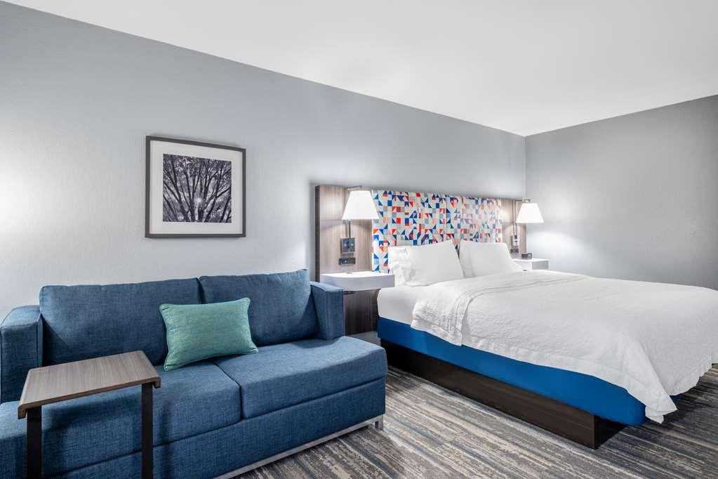 Hampton Inn Сэнфорд Номер фото