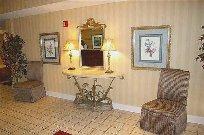 Hampton Inn Сэнфорд Экстерьер фото